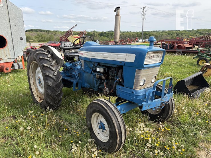 ford-5000-image-4