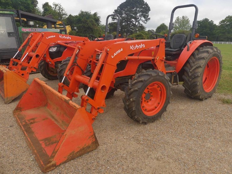 2023-kubota-m7060hd-image-1