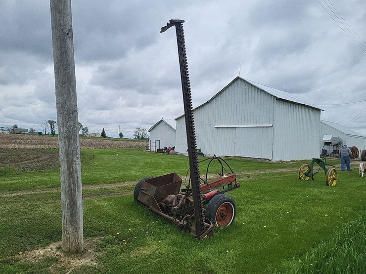 new-idea-253-pull-type-sickle-mower---nice-image-3