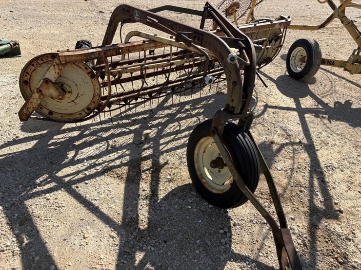 john-deere-670-image-2