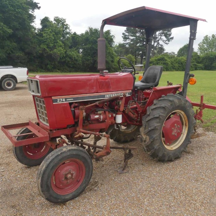 INTERNATIONAL 274