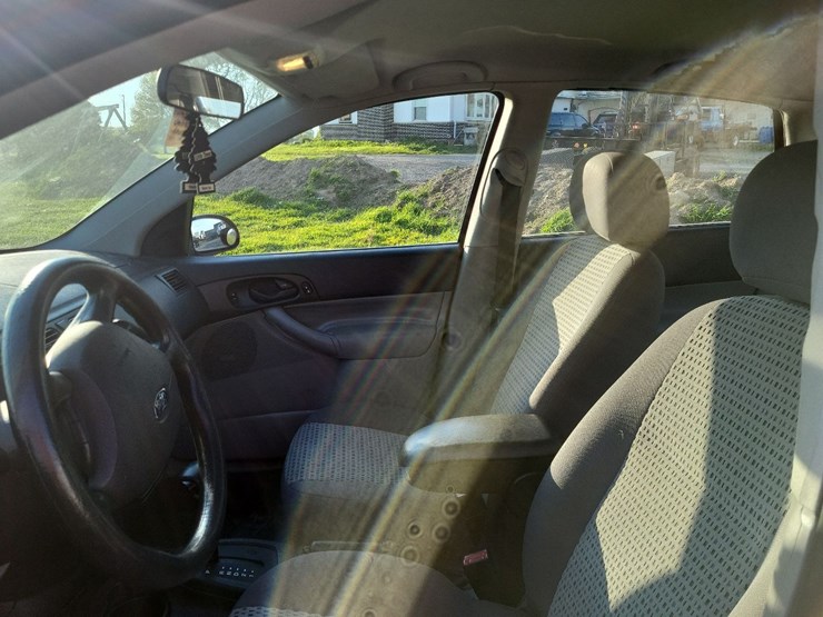 2007-ford-focus-sedan-image-34