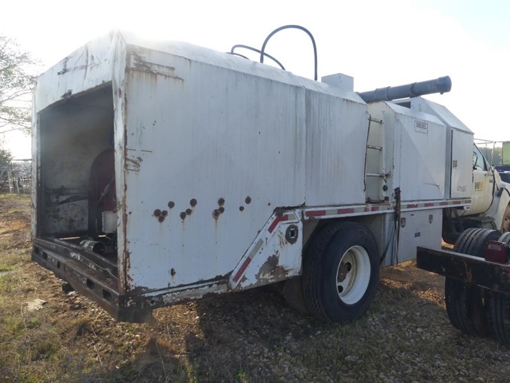 2005-ford-f750-image-3