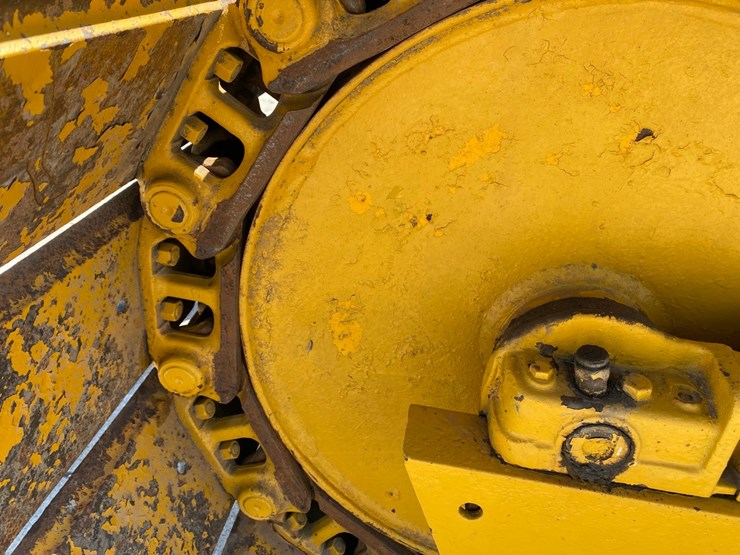 caterpillar-d4-image-34