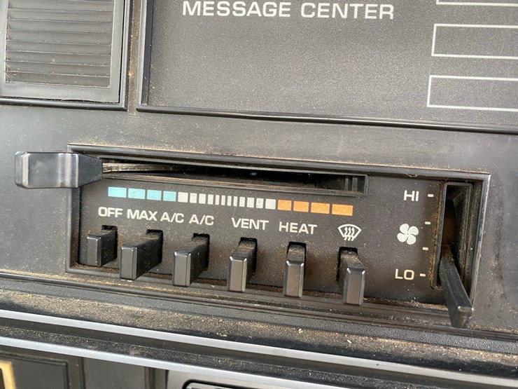 1985-dodge-150-image-42
