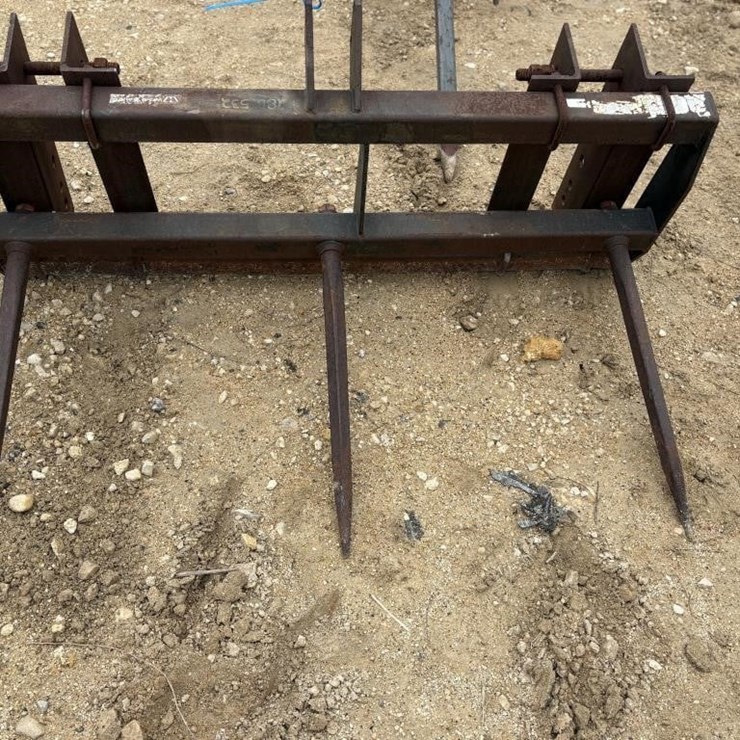L3 - Worksaver Hay Spear