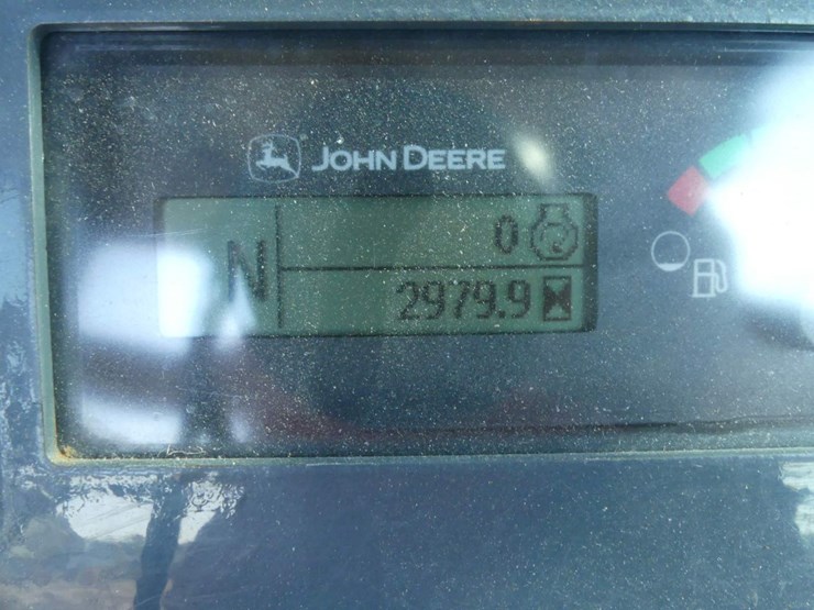 2013-deere-310k-image-18