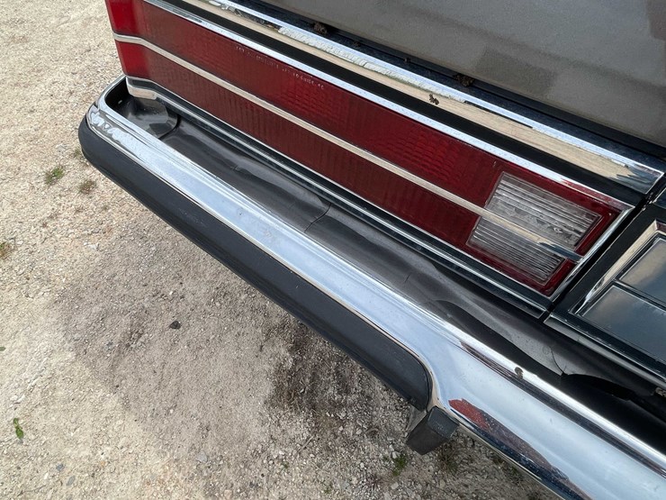 #140-•-1983-buick-park-avenue-(title-in-delay)-(kaukauna,-wi)-image-29