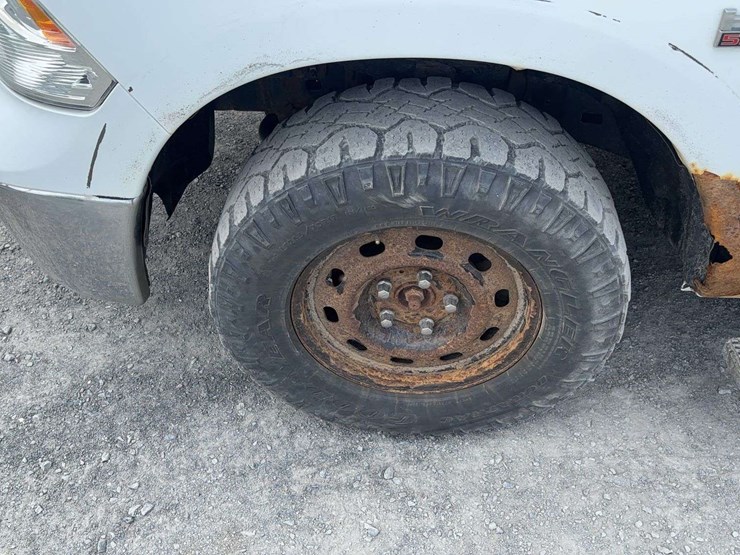 2016-dodge-1500-image-22