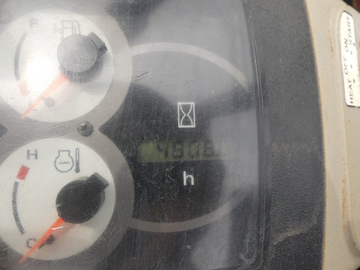2013-komatsu-pc35mr-3-image-12