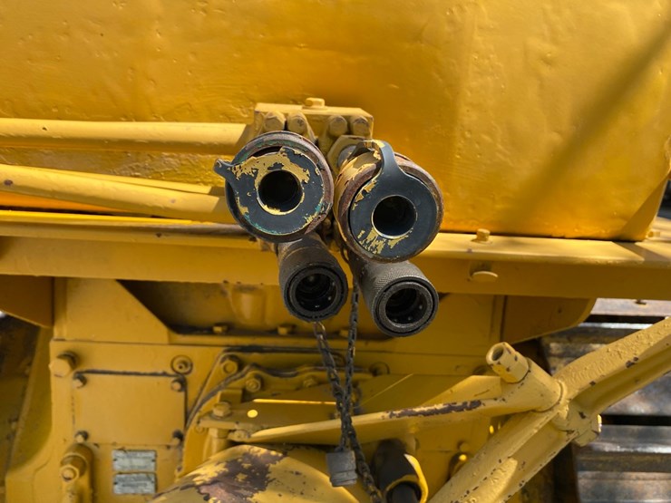 caterpillar-d4-image-40