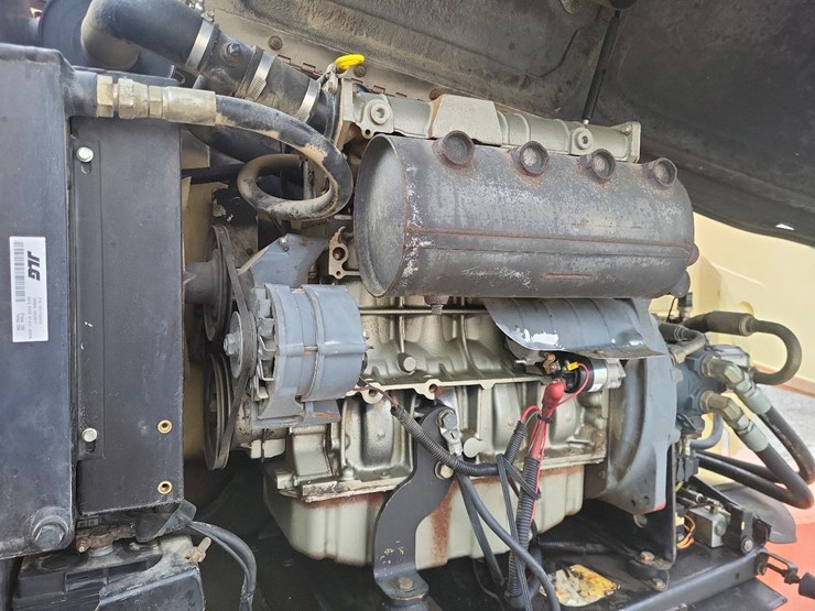 2000-jlg-600s-image-44