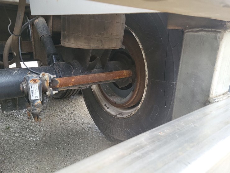 2012-brenner-8820-gallon-aluminum-tandem-axle-semi-tanker-trailer-image-24