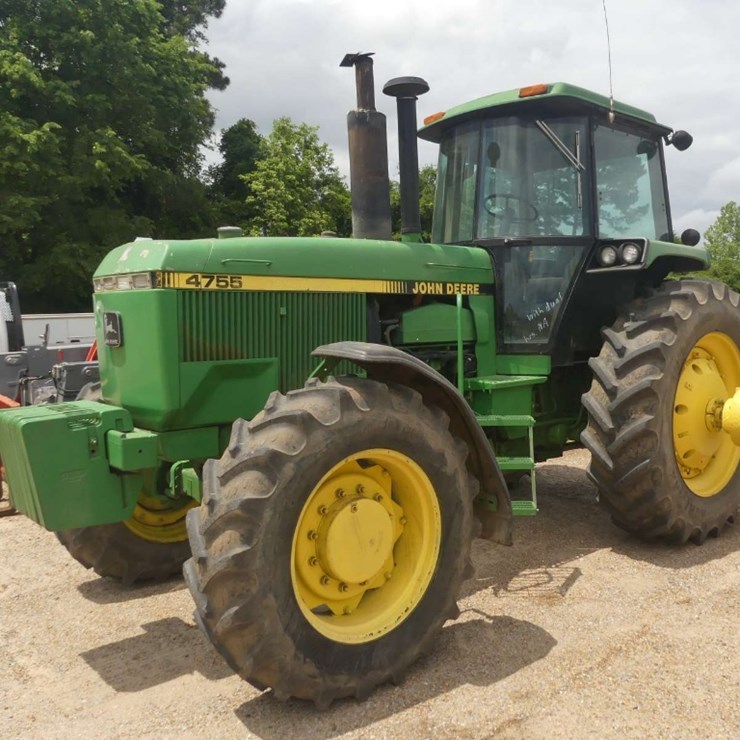 JOHN DEERE 4755