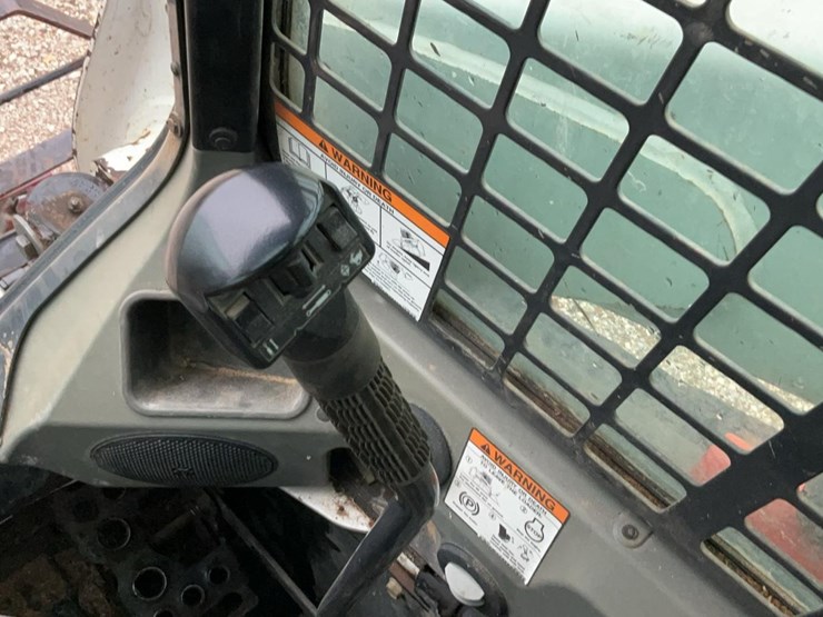 2016-bobcat-t650-image-16