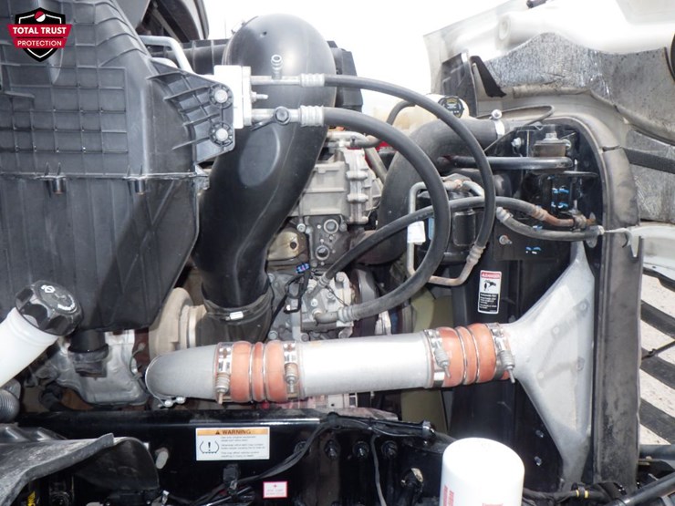 2019-freightliner-cascadia-116-image-21