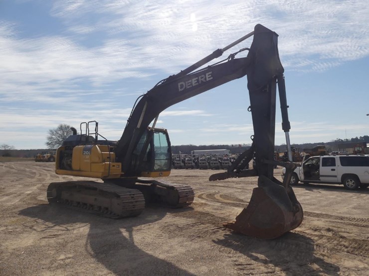 2019-deere-210g-image-2