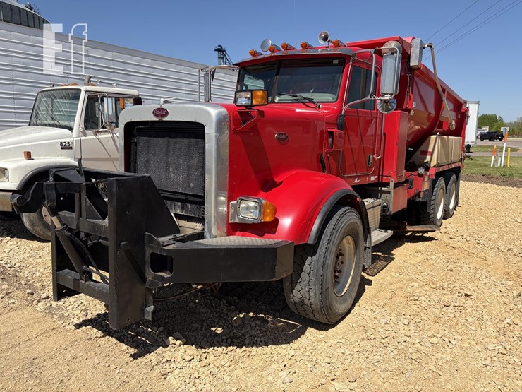 2008-peterbilt-367-image-4