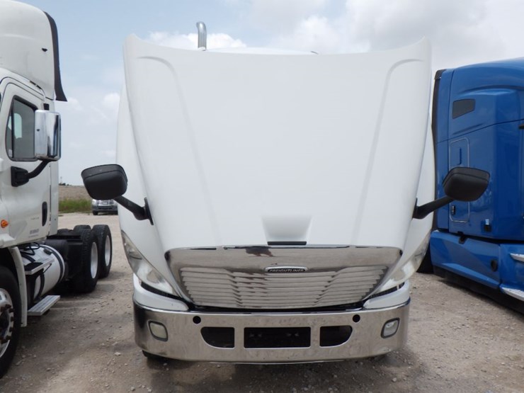 2018-freightliner-cascadia-125-image-19