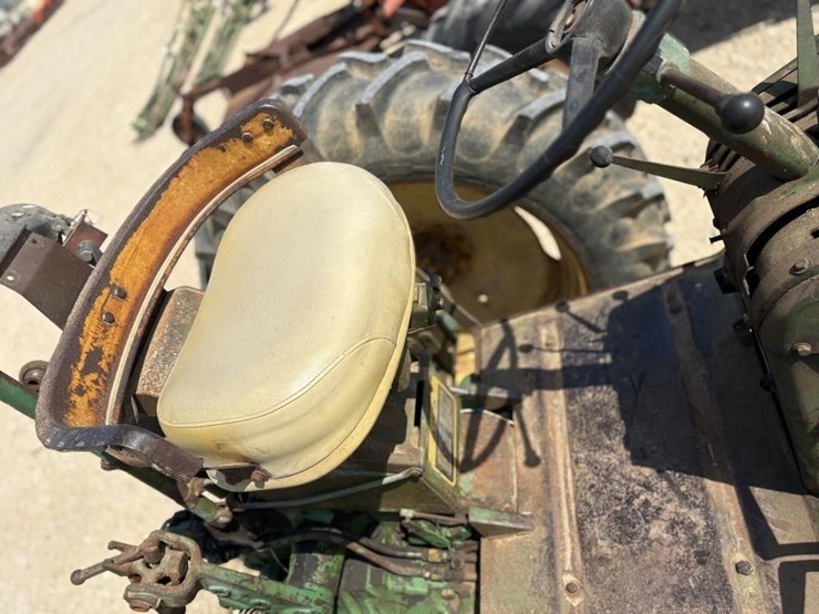 1962-john-deere-2010-image-8