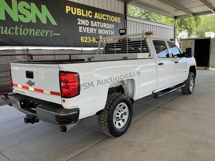 2017-chevrolet-silverado-3500hd-image-7