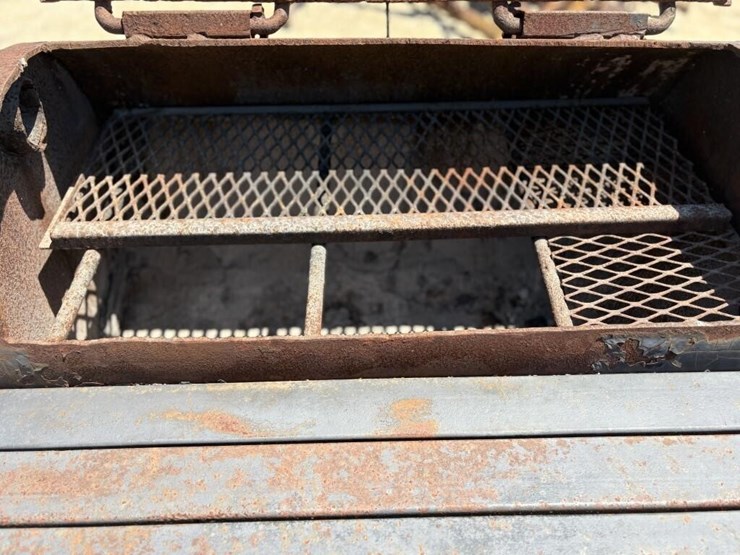l3---bbq-pit/smoker-image-7