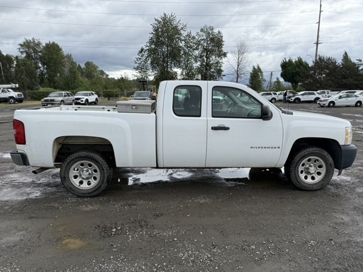2008-chevrolet-silverado-1500-image-3