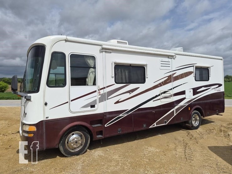 2004-lamar-motor-home-10242-image-5