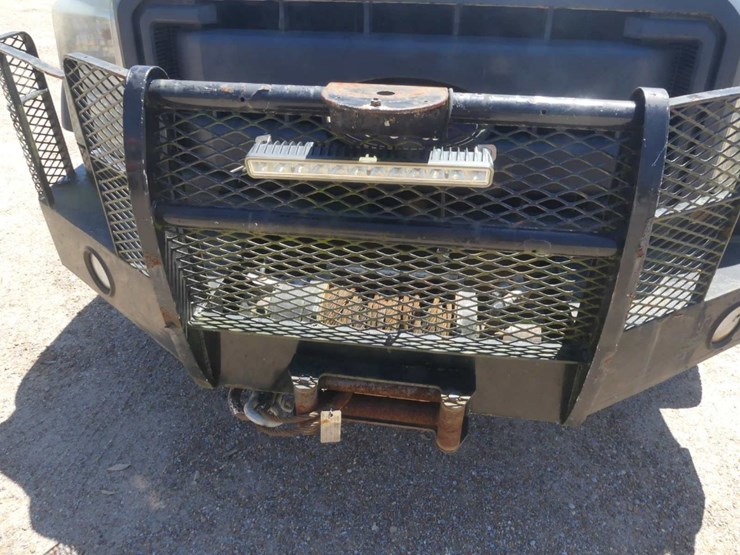 2015-ford-f550-image-10