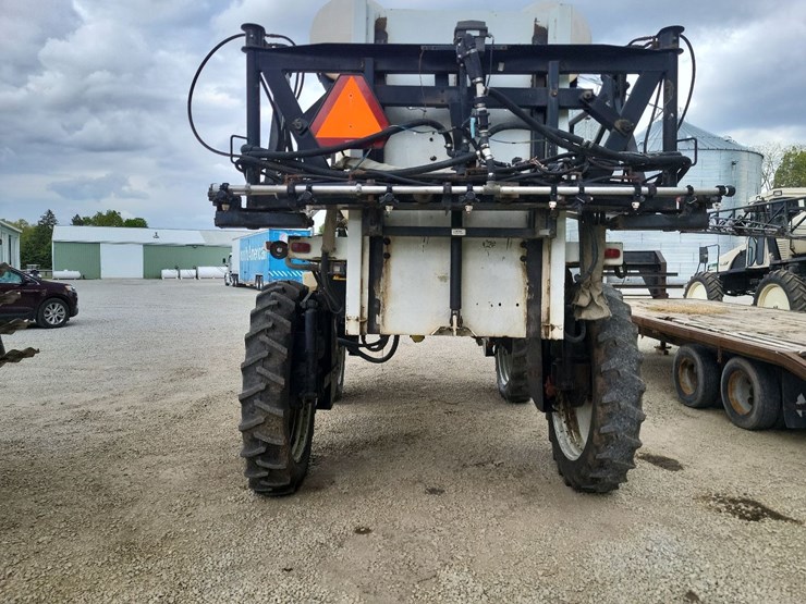 wilmar-765-sprayer-w/sprayer-trailer-image-4