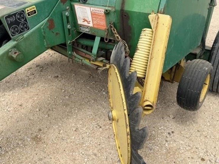 john-deere-435-image-15