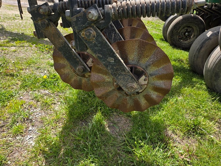 great-plains-solid-stand-1500-image-42