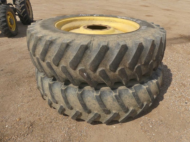 john-deere-4755-image-15