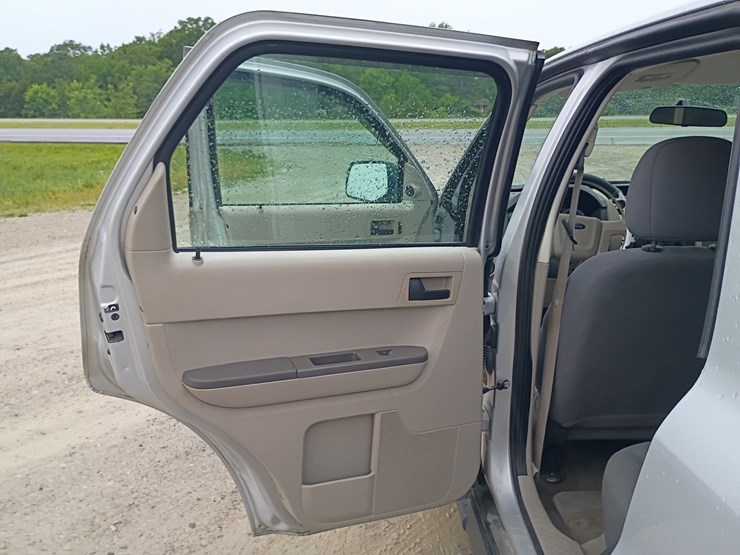 2008-ford-escape-image-54