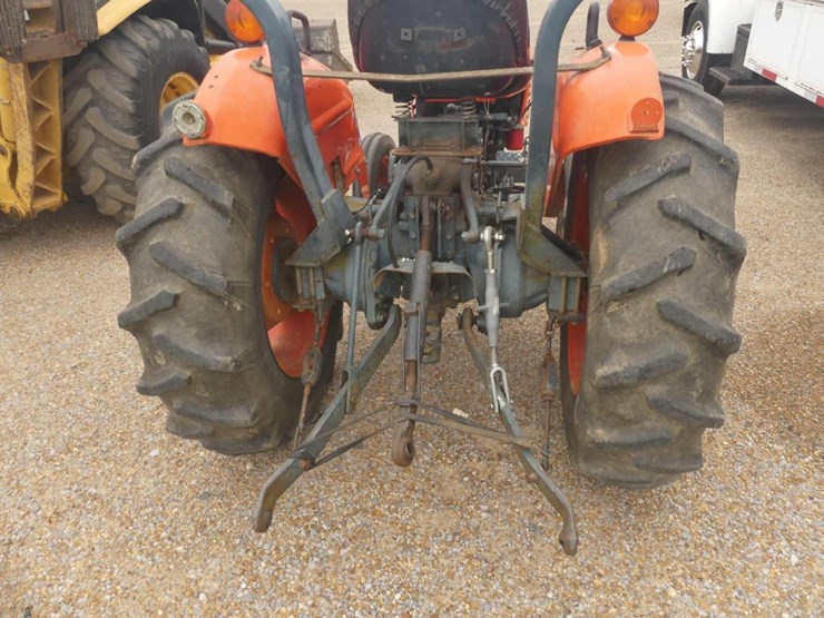 kubota-l2350f-image-4