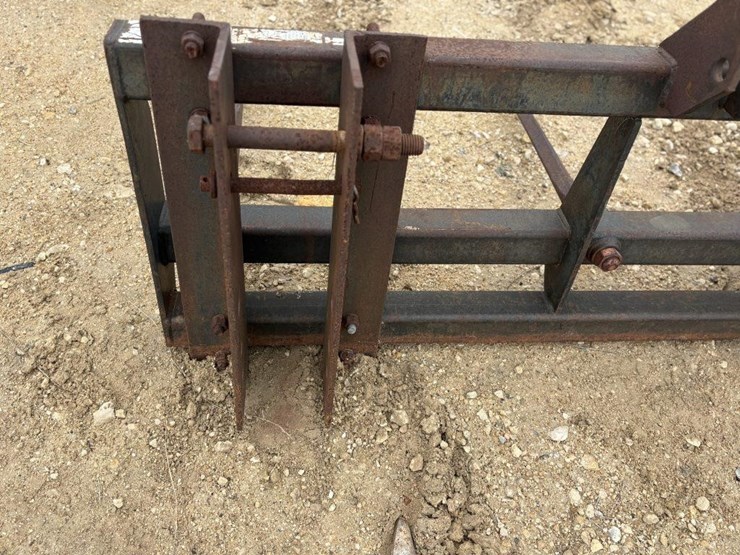 l3---worksaver-hay-spear-image-3