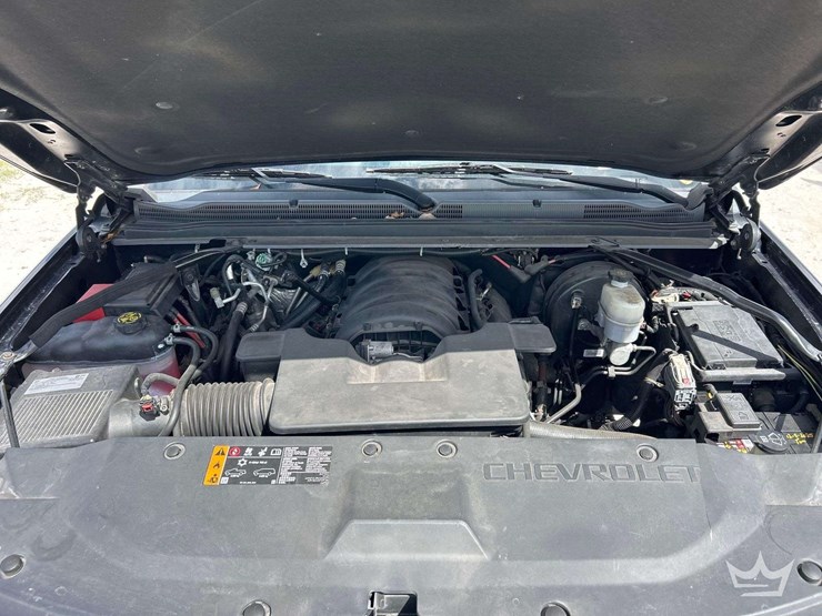 2019-chevrolet-tahoe-image-8