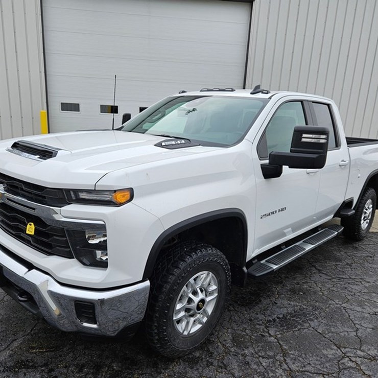 2024 CHEVROLET SILVERADO 2500 LT