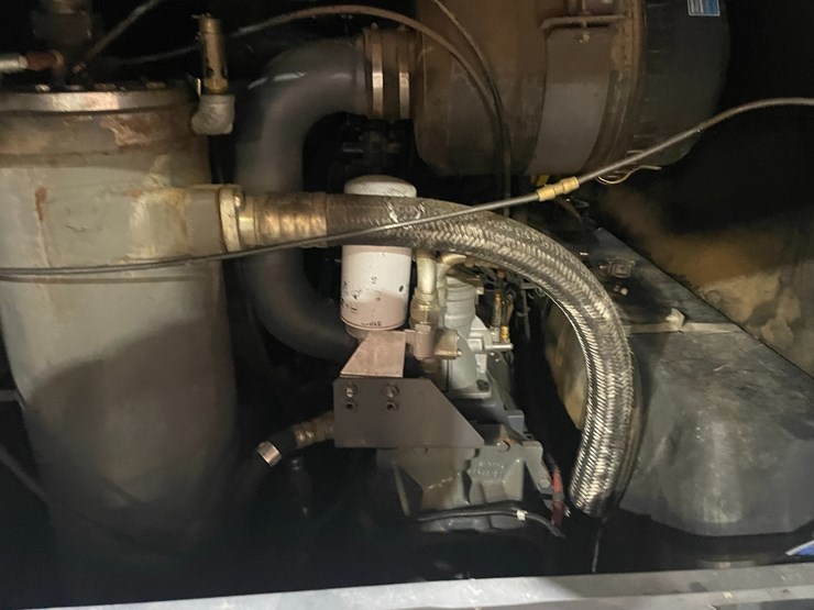 2013-atlas-copco-xas400-image-9