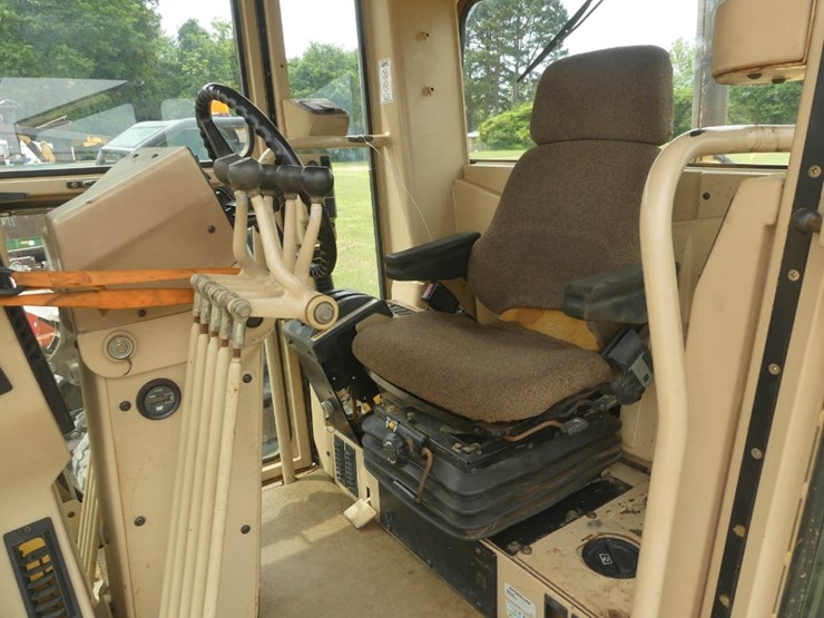 caterpillar-12h-image-14