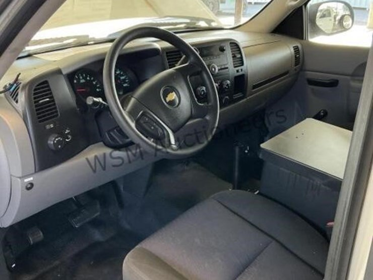 2012-chevrolet-silverado-1500-image-22