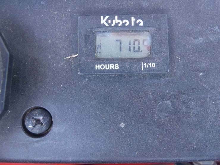 2013-kubota-zd331p-image-8
