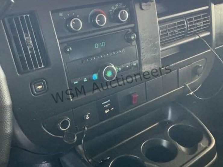 2013-chevrolet-express-2500-image-20