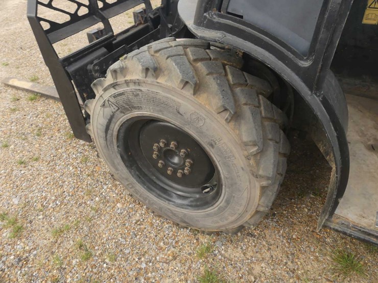jcb-515-40-image-6