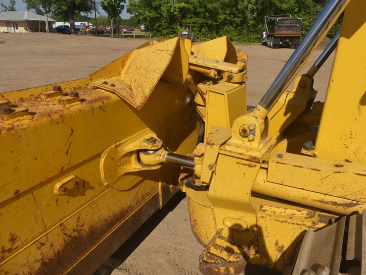 2019-komatsu-d65pxi-18-image-7