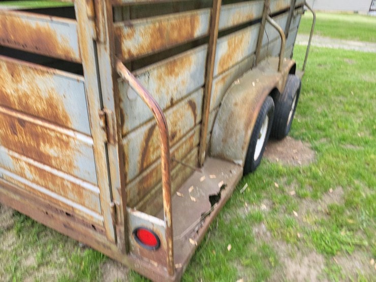 1990-s&h-tandem-axle-bumper-livestock-trailer-image-40
