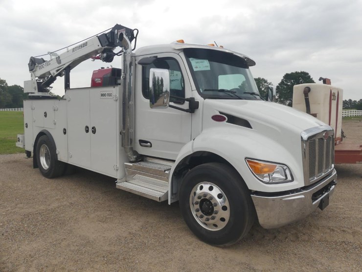 2026-peterbilt-536-image-2