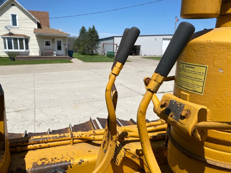 caterpillar-d4-image-18