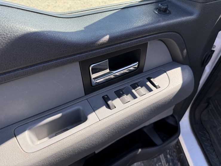 2014-ford-f150-image-29