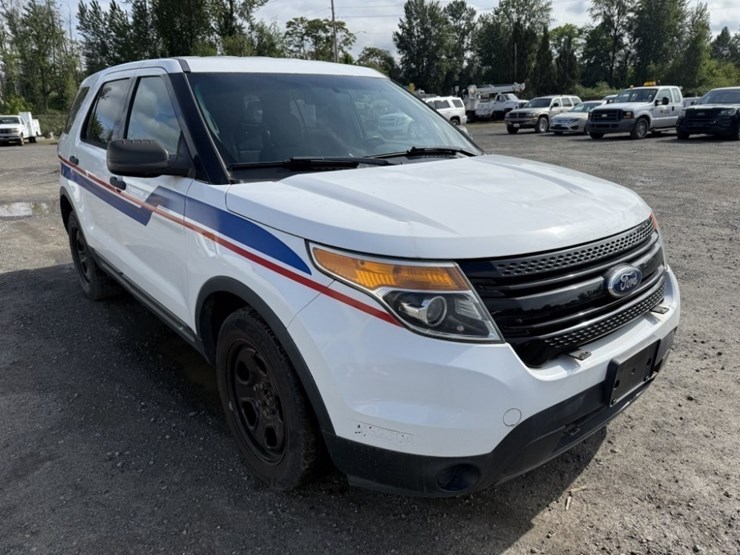 2014-ford-explorer-image-2